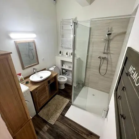Le Jacques, Cosy, Central, Wifi 10 Mn Cite Medievale Apartment